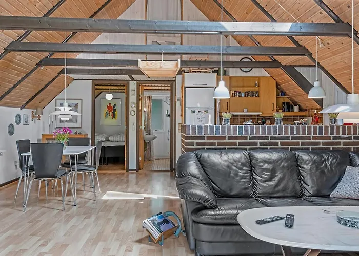 Дом отдыха Ejvind - 30km From The Sea By Interhome Toftlund